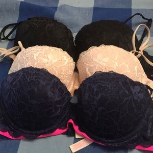 BUNDLE PINK Victoria’s Secret Date Bras